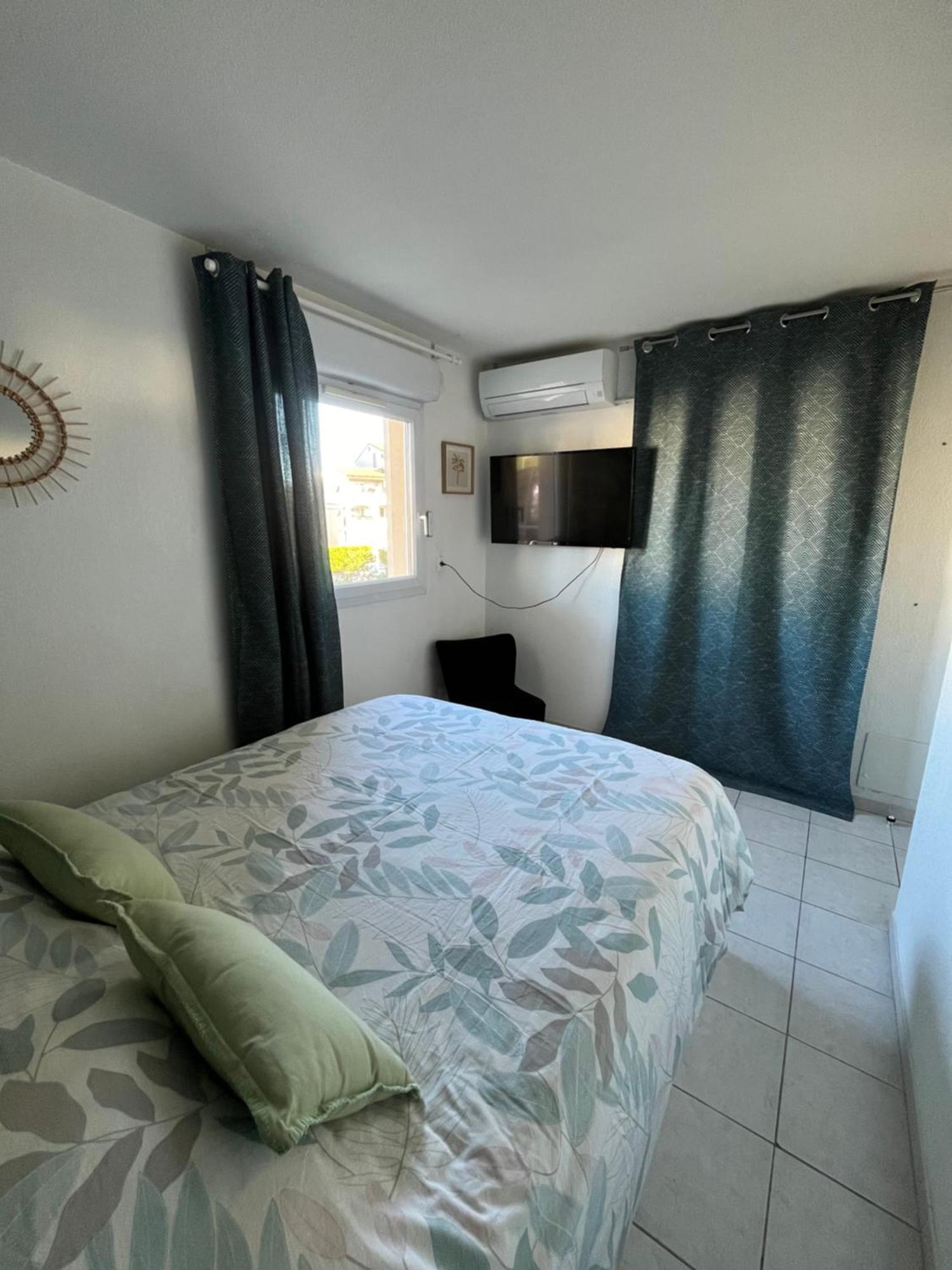 Joli T2/ Tram/ Clim/ Parking/ Wifi/ Piscine Apartment Montpellier Exterior photo