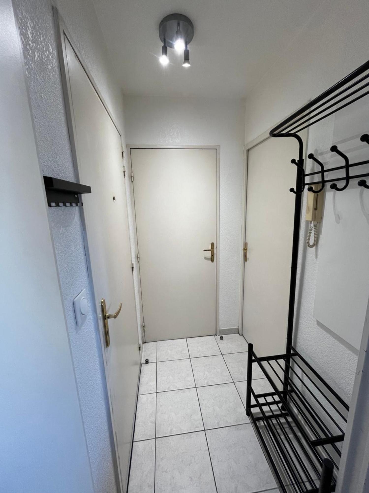 Joli T2/ Tram/ Clim/ Parking/ Wifi/ Piscine Apartment Montpellier Exterior photo