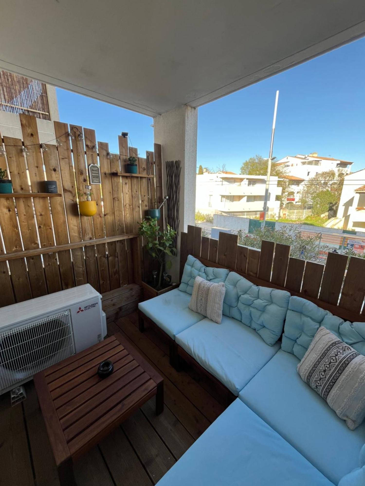 Joli T2/ Tram/ Clim/ Parking/ Wifi/ Piscine Apartment Montpellier Exterior photo
