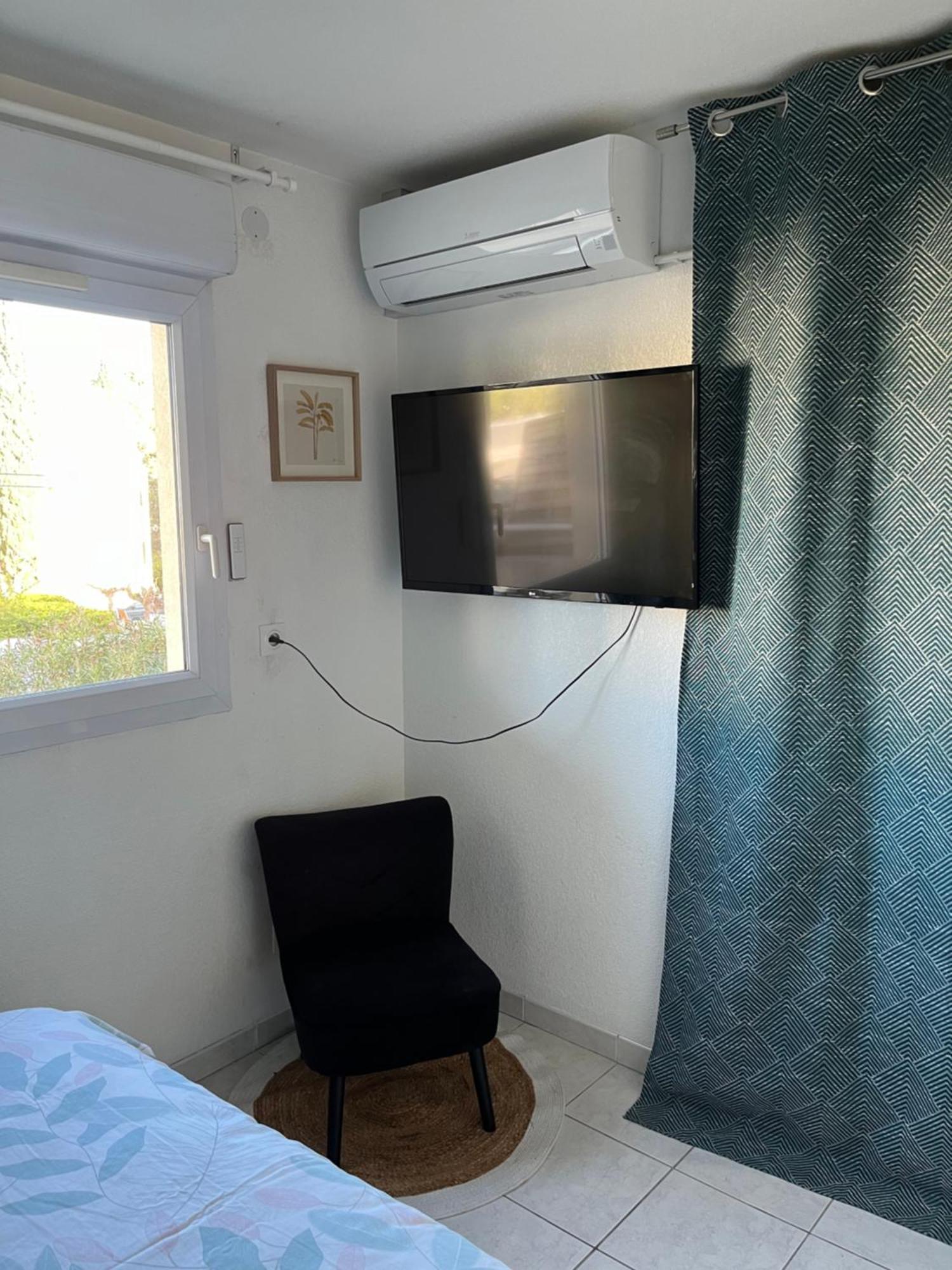 Joli T2/ Tram/ Clim/ Parking/ Wifi/ Piscine Apartment Montpellier Exterior photo